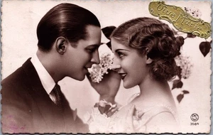 Beautiful Couple Love and Romance  RPPC B267 - Picture 1 of 2