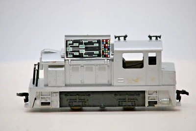 TYCO HO Scale Transformers Switcher Diesel Locomotive 1985 Battle Set 1:87 Gauge - Image 1 of 4