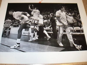 1987 Golden State Warriors Celebrate Win Over Lakers Examiner Type 1 Press Photo - Picture 1 of 2