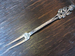 Vorlegegabel Aufschnittgabel Fleischgabel 800er Silber Hildesheimer Rose Widmann - Picture 1 of 1