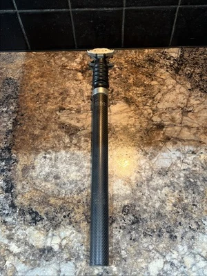 USE Alien RX Carbon Shokpost Suspension Seatpost 27.2mm 380mm Long - Image 1 of 4