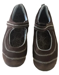 LL Bean Girl's Size 4 Brown W/blue Trim Comfort Suede Mary Jane - Picture 1 of 7