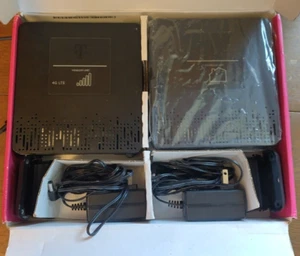 Nextivity Cel-Fi DUO+ 4G LTE Signal Booster CEL-FI D32-2/13/66 CU NU Set of Two - Picture 1 of 3