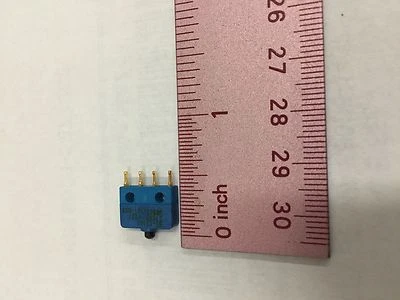 M8805/101-009 (B3-12141), OTTO TOGGLE SWITCHES, 1LOT=2PCS - Image 1 of 4