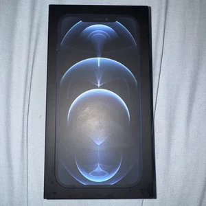 Empty iPhone 12 Pro Max Box - Photo 1 sur 6