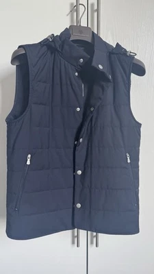 Eleventy platinum gilet with detachable hood IT 44 UK XS RRP £715 - Image 1 of 4