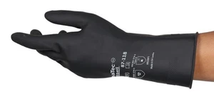 Guantes de trabajo de seguridad resistentes a productos químicos de látex negros Ansell AlphaTec 87-118 - Imagen 1 de 3
