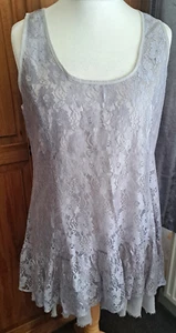 A Lace Longer Length Overlay Blouse in Osyter by Debenhams Size 16 - Picture 1 of 3