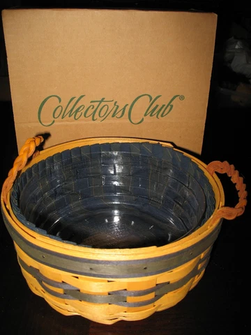 LONGABERGER 1998 SIGNED COLLECTORS CLUB RENEWAL BASKET IN BOX W/LINER - NEW ! Cover