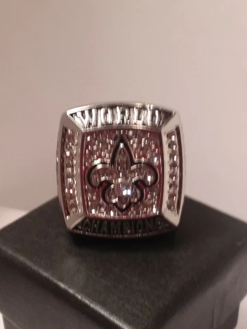 2009 WORLD CHAMPIONSHIP RING SAINTS SUPER BOWL XLIV DREW BREES MVP Cover
