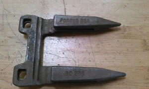 BC265 2 PRONG FORGED SICKLE GUARD - Picture 1 of 3