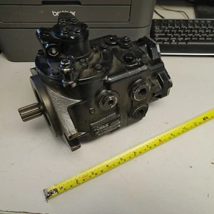 Bondioli & Pavesi SM227100009 Pompa a pistoni assiale NUOVA SPEDIZIONE VELOCE GRATUITA - Foto 1 di 11