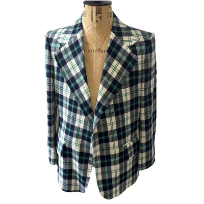 Vintage 1970s Men’s Pierre Cardin Wool Green  Plaid Sports Jacket - 42S - Image 1 of 4