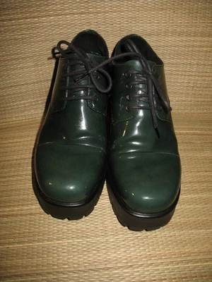 Vagabundo verde charol grueso plataforma cordones Oxford. Talla (8) 38 por sitio MFG Foto 1 de 4