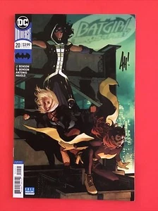 BATGIRL AND THE BIRDS OF PREY 20 signiert ADAM HUGHES Variantencover NM COA - Bild 1 von 12