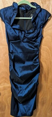 Шелковый темно-вечернее платье размер 6  - Изображение 1 из 2