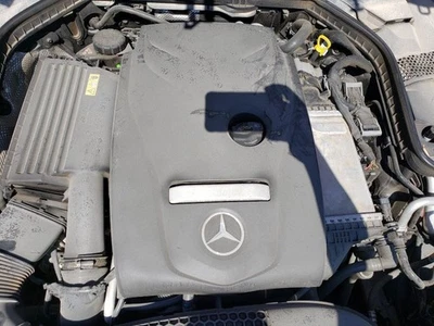 2017 MERCEDES BENZ C300 Automatic Transmission 27k 7 Spd. W205 Sedan RWD 574403 Foto 1 de 4