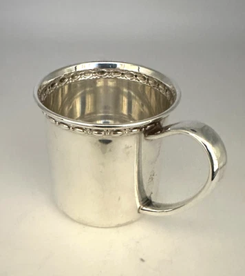 Taza bebé Lunt 219 plata de ley usada en excelente estado sin monograma 66 gr. Hermoso Foto 1 de 4