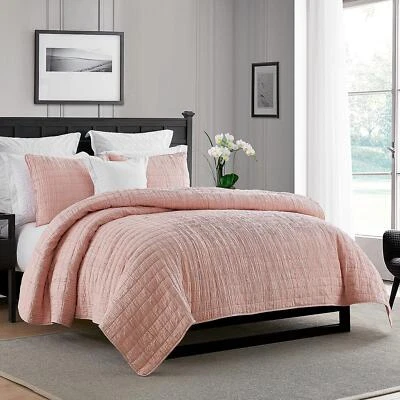 swift Home Lightweight Oversized Crinkle Quilt Bedspread Set Pink King Cal King - Image 1 of 4