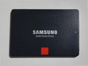 Samsung 860 Pro 2TB, Internal, 2.5 inch (MZ-76P2T0) Solid State Drive MZ-76P2T0 - Afbeelding 1 van 1