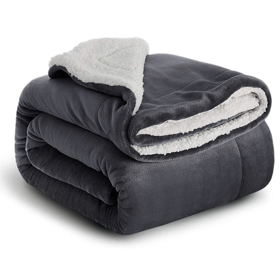 Large Sherpa Fleece Blanket 400 Gsm Super Soft Reversible Warm Sofa Bed Throws - Image 1 of 4