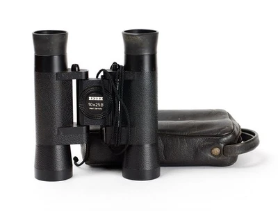 Zeiss West Germany 10x25B Compact Binoculars with Case - Image 1 of 4