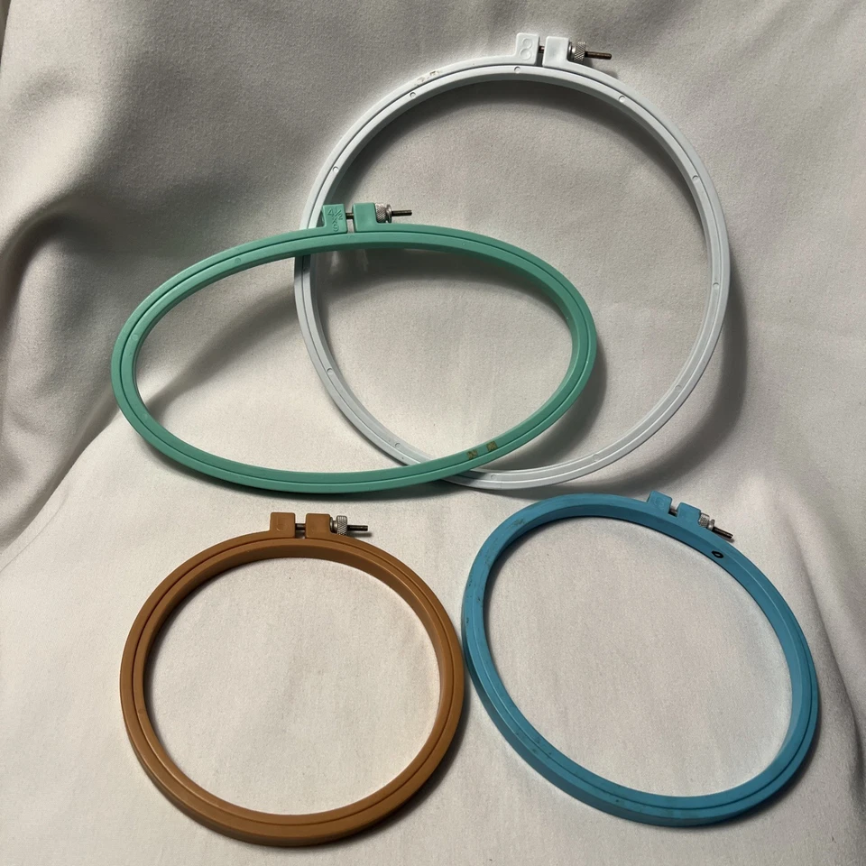 Assorted Lot of 4 Embroidery Hoops Plastic 5", 6”, &8” Round 4.5"x9" Oval - Image 1 of 4
