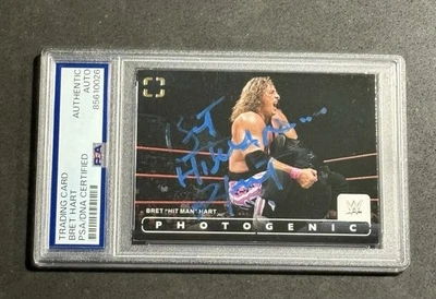 TARJETA AUTOGRAFIADA FIRMADA POR BRET HART 2024 PANINI FOTOGÉNICA POR LA WWE CERTIFICADA PSA/ADN Foto 1 de 2