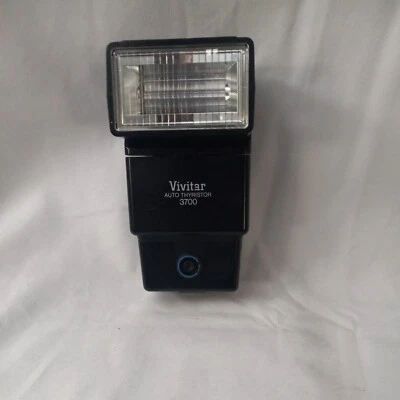 Vivitar Auto Thyristor 3700 Camera Flash Equipment Photography Photo - Image 1 of 4
