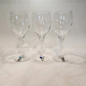 Set of 3 Wine Glasses With Charms Limo Ring Gift Novelty Bachelorette Wedding - Picture 1 of 5