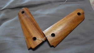 1911 Wooden Grip - Picture 1 of 2