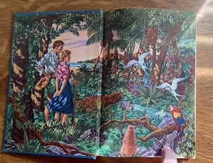 Guerrilla Wife Louise Reid Spencer 1945 Peoples Book Club Hardcover - Picture 1 of 10