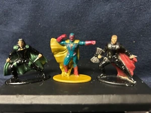 Menge 3: Marvel Jada Toys Nano Metalfigs 100% Die-Cast THOR, VISION & LOKI - Bild 1 von 1