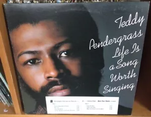 TEDDY PENDERGRASS LIFE IS A SONG WORTH SINGING OG US 1978 LP LOVELY PROMO COPY - Picture 1 of 10