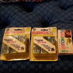 Vintage Camera FLASH CUBES GE Set of (2) 6-pack SEALED K-Mart plus 1 Sylvania - Picture 1 of 8