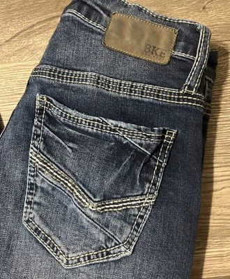 Джинсы BKE с пряжкой Jake прямые штанины темно-синие вареные эластичные на талии размер 29x30 - Изображение 1 из 4