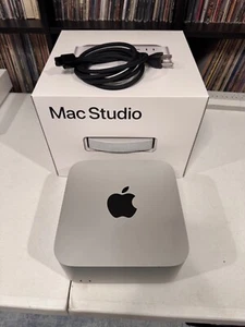 APPLE MAC STUDIO MJMV3LL/A | APPLE M1 MAX 3.2GHZ | 512GB | 32GB RAM | SEQUOIA - Picture 1 of 4