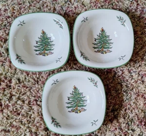 Spode Christmas Tree S3324-A7 quadratische 5" Süßigkeitenschalen. Frühe A7 Variante - Bild 1 von 3