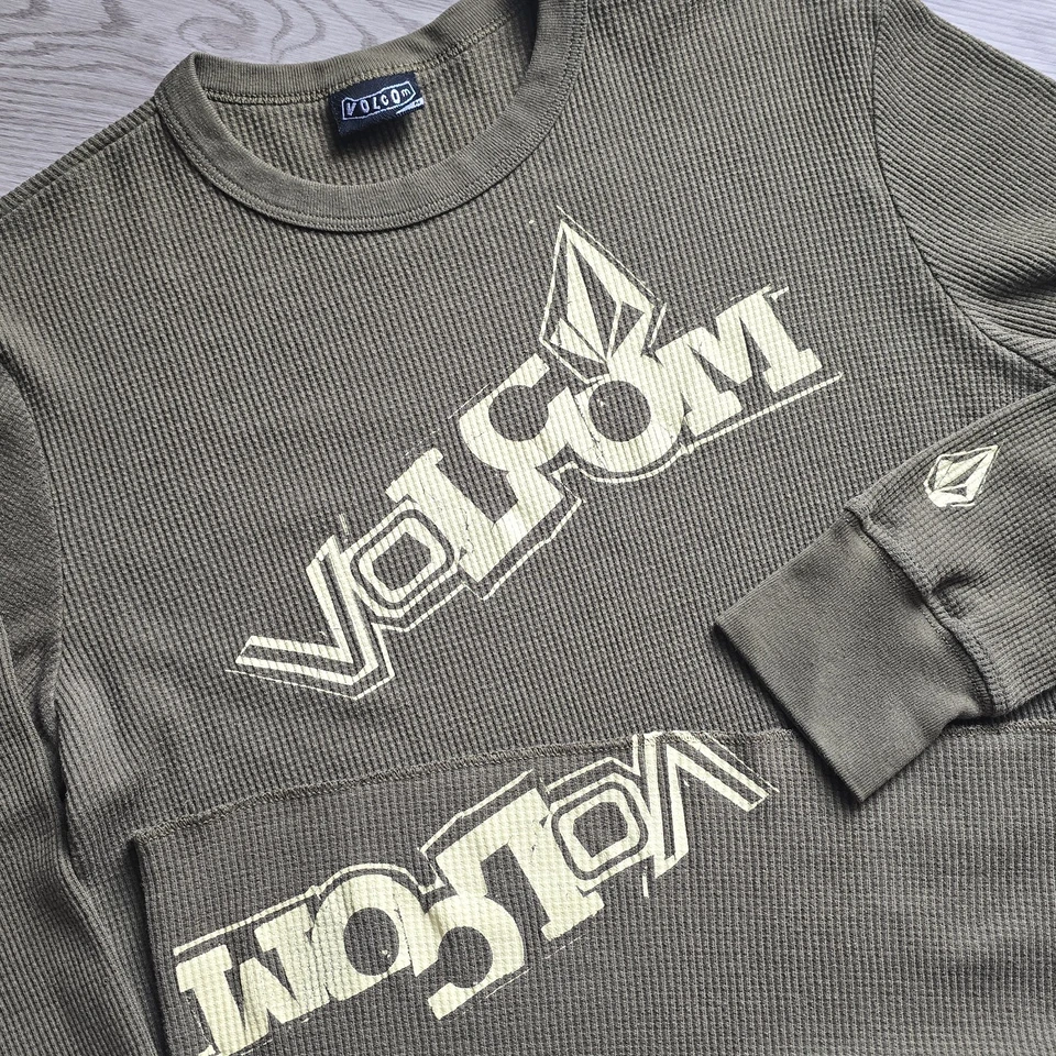 Camisa De Colección Y2K Volcom Manga Larga Tejido Gofre Térmica Verde Hombres M Logo Patín Foto 1 de 4