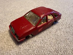 SIKU 1310 1056 FORD SIERRA ex taxi rottami auto rosso scuro 1:55 - Foto 1 di 6