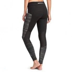 Athleta Be Free Reflective Black Leggings Size XS Women's Pockets Running Gym - Picture 1 of 14