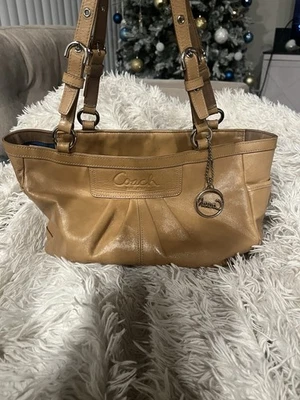 Coach Vintage Brown Leather Shoulder Bag 2000s Y2K Authentic Purse - Image 1 of 4