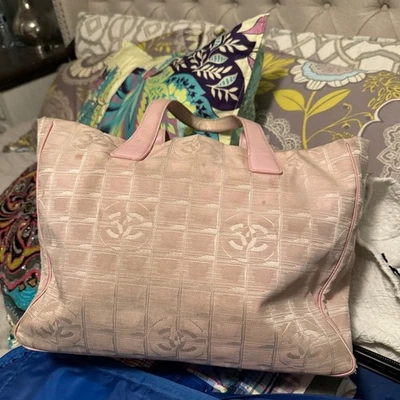 A248 Chanel travel bag tote pink with sticker Project bag As is.  - Image 1 of 4