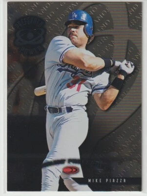 1998 Donruss Preferred - MIKE PIAZZA - POWER GRANDSTAND #173 Los Angeles Dodgers - Image 1 of 2