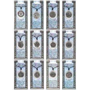 COLLAR/COLGANTE DE PELTRE AMULETOS WICCANOS CON CABLE NEGRO - Imagen 1 de 7