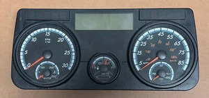 FREIGHTLINER Instrument Cluster/Panel A06-93012-000 - Picture 1 of 7