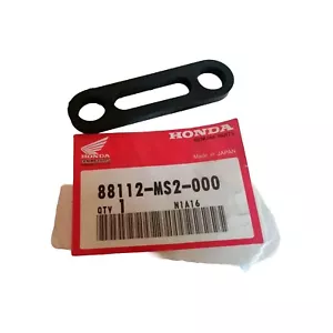 Honda CBR 1100 XX 1000 SC 24 Gummi Befestigung Spiegel 88112-MS2-000 - Picture 1 of 2