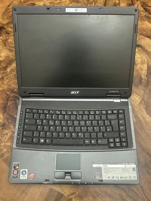 PER PEZZI DI RICAMBIO O DA RIPARARE NOTEBOOK ACER TravelMate 5530 Notebook - Immagine 1 di 4