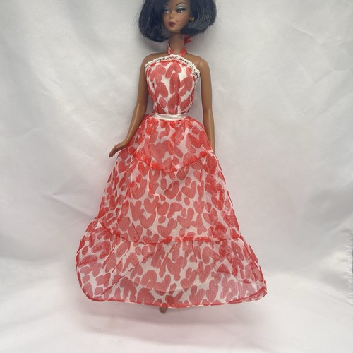 VETEMENTS Barbie Super Star Fashion Favorite #2785 Rosso e Bianco Halter Vestito Metallo Snap