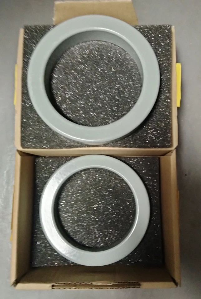 (2 PER BOX) Magnetics ZW49740TC Ferrite Core Toroid 5.65in Diam 11.823µH Induct - Image 1 of 1